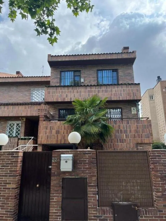 C8 Lujo Barrio Residencial Madrid公寓